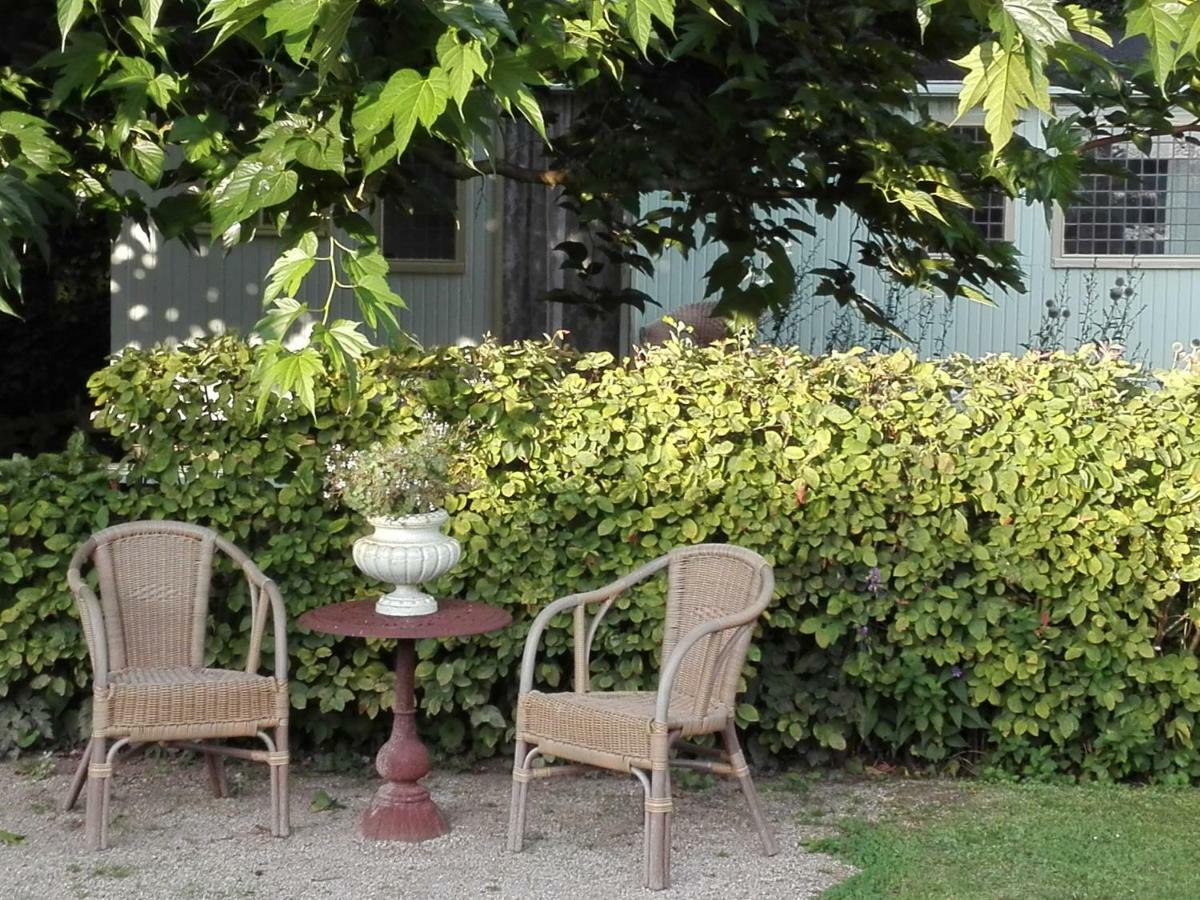 Pipowagen Overnachting Het Houten Huis Zaltbommel Extérieur photo