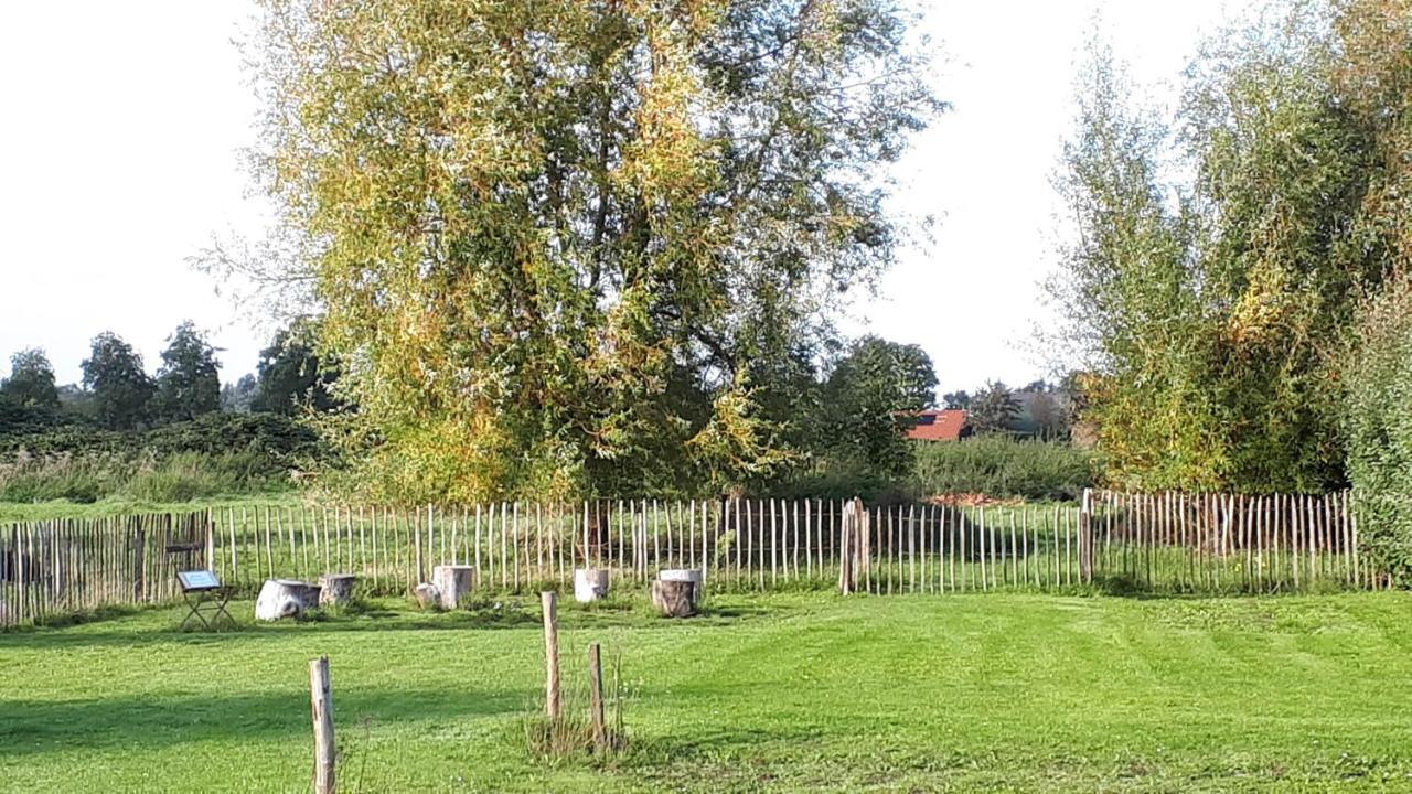 Pipowagen Overnachting Het Houten Huis Zaltbommel Extérieur photo